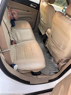 جیپ گراند شیرۆکی